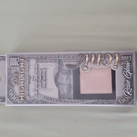 Beauty Bundle - Picture 4 of 7